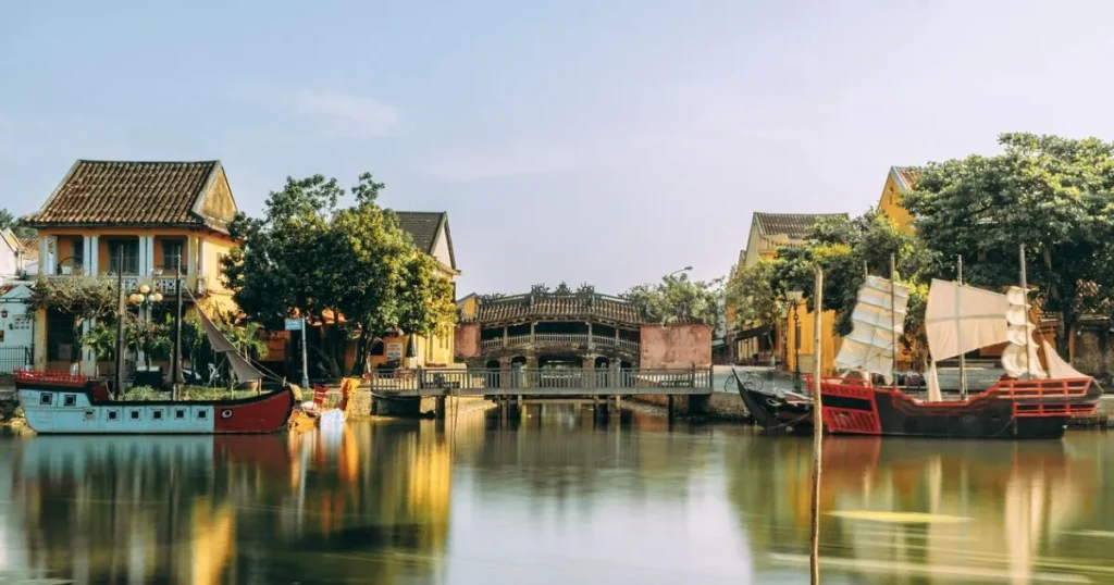 Central Vietnam Top Attractions Central Vietnam Top Attractions
