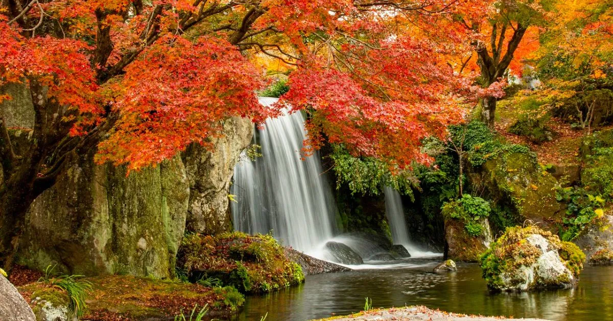 best places to travel in november